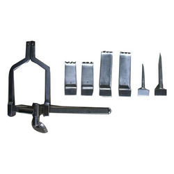 Micro Lumbar Retractor With Blades