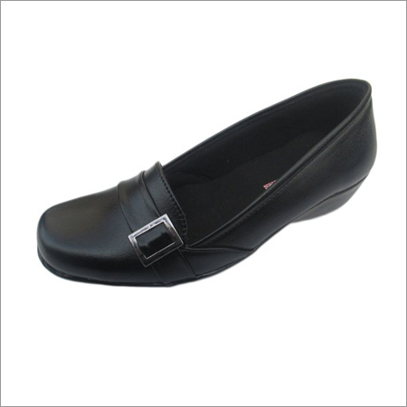 Black Ladies Formal Shoes