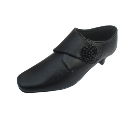 Women Black Bellies Heel Size: Low