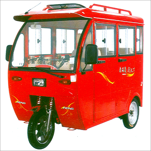 Covered E Rickshaw