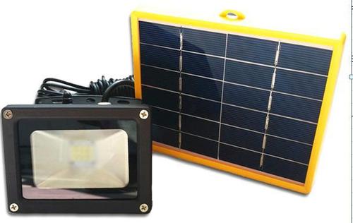 solar floodlight for street