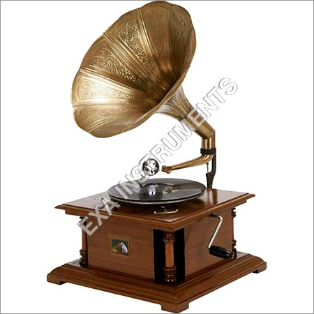 Plain GramoPhone