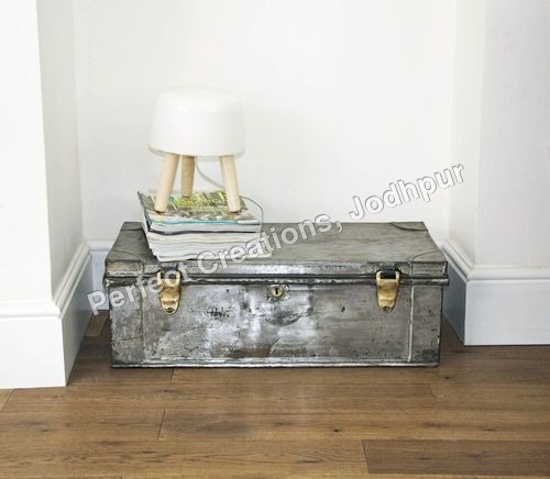 RETRO STORAGE BOXES