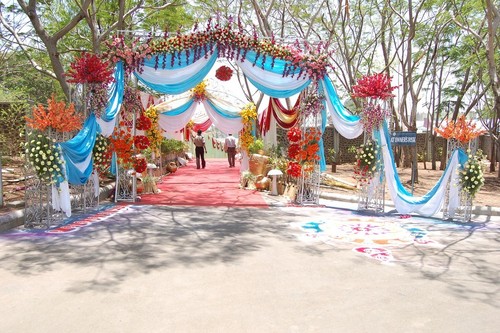 GATE DECORATION