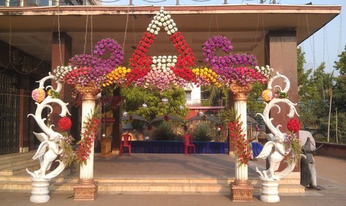 GATE DECORATION