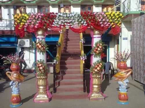 GATE DECORATION