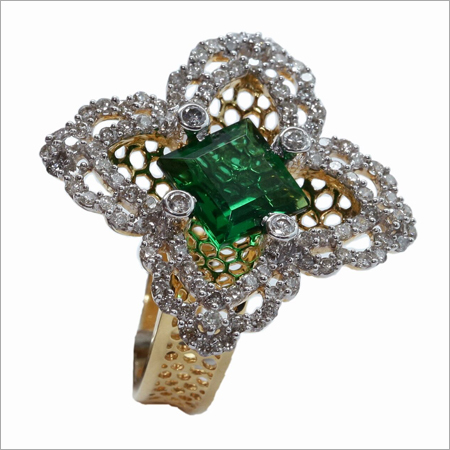 Diamond Jewellery - Gold, Variable Dimensions, D-F Color | Elegant Design, Luxury Gemstones, Fine Craftsmanship, Sparkling Diamonds, Emeralds