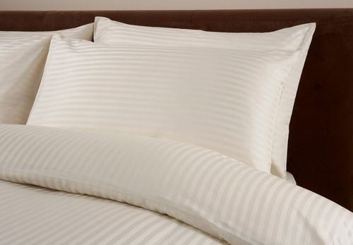 Wgite Bed Sheets & Duvet Covers 