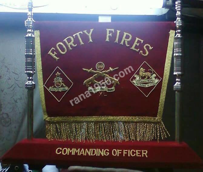 TABLE MOMENTOUS TROPHY STAND BRASS FLAG