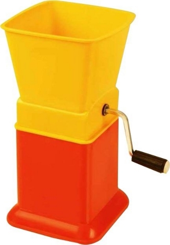 Yellow And Red Plastic Chilly Cutter