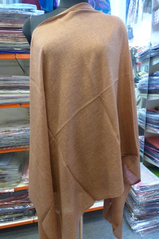 100% Pashmina yarn Dye Natural Color - Beige