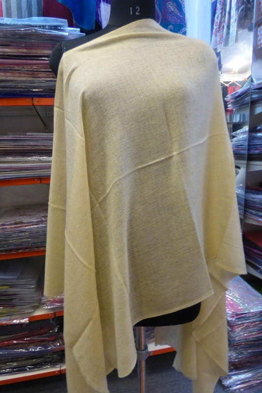 100% Pashmina yarn Dye Natural Color -Light Brown