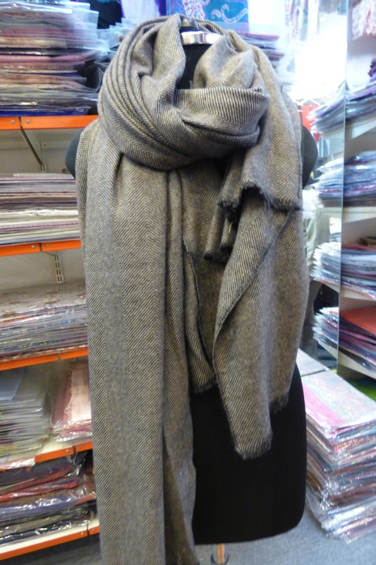 100% Pashmina yarn Dye Natural Color - 2 Ply Gents Blanket stole