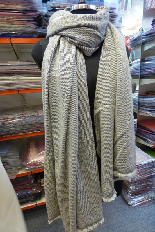 100% Pashmina yarn Dye Natural Color - 2 Ply Gents Blanket stole