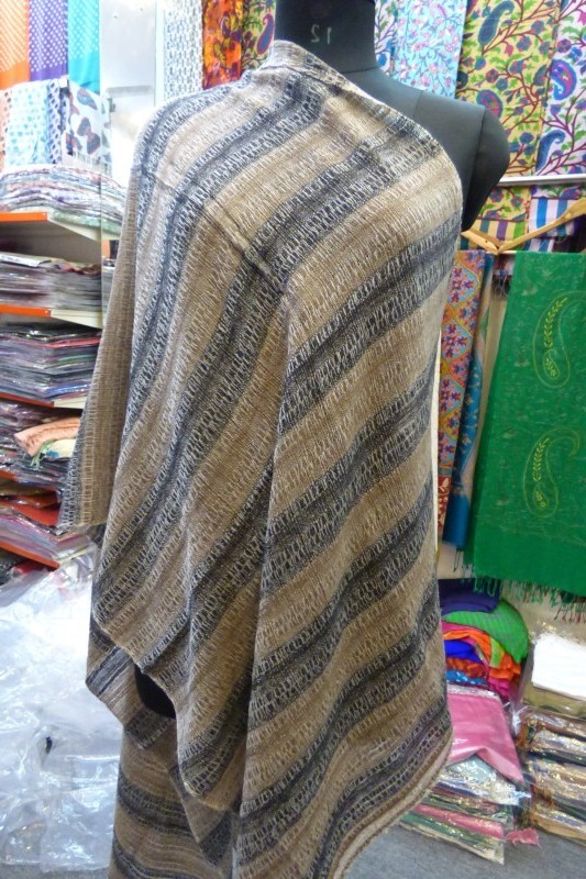 100% Pashmina Natural Checks Strips