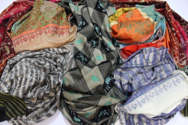 100% Pashmina Hand Woven hand Embroided