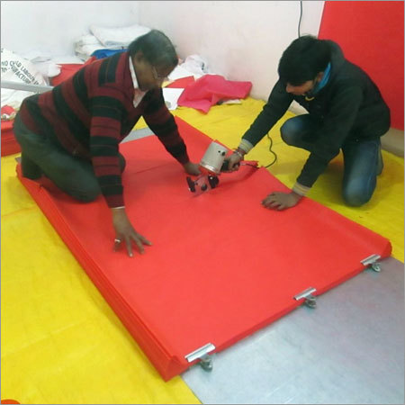 Manual Fabric Cutting