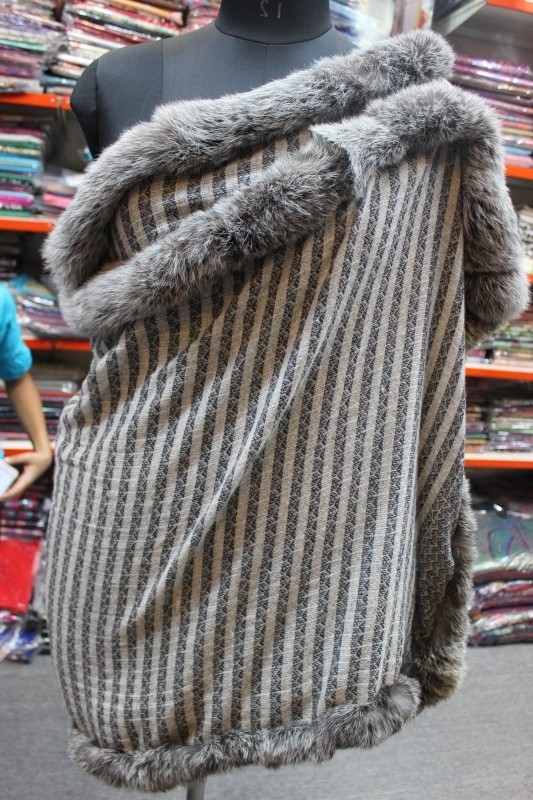 Checks Strips Pashmina Rabit Fur Four Side Shawls