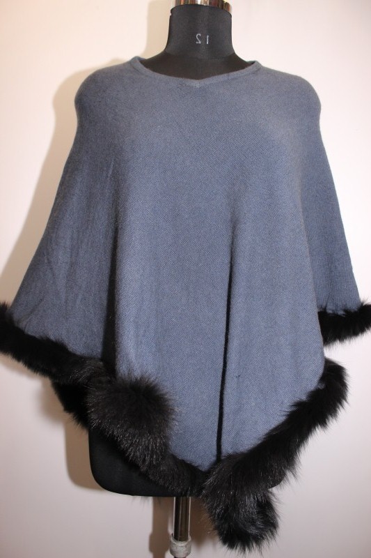 Cashmere Knitted WIth Fox Fur Poncho 