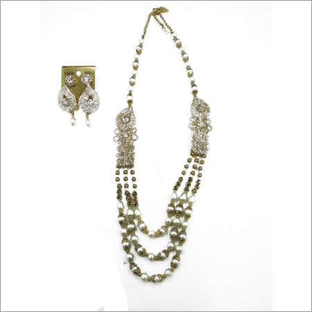 Imitation Pearl Pendant Set