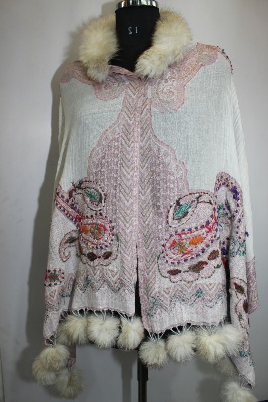 Boiled Wool With Caller Fox Fur with Pompom