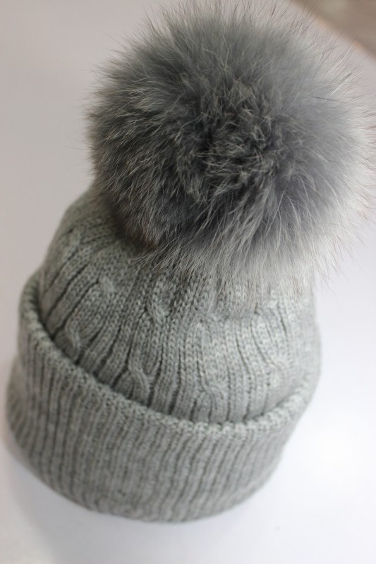 Cashmere Cap With Pompom