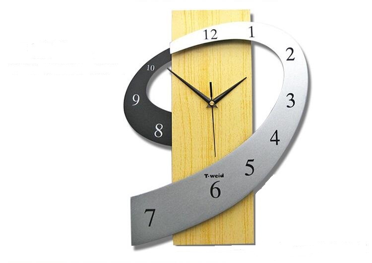 Stylish Wooden Wall Watch