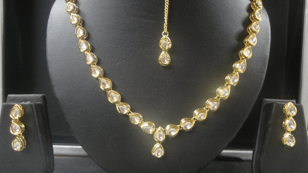 Kundan meena necklace