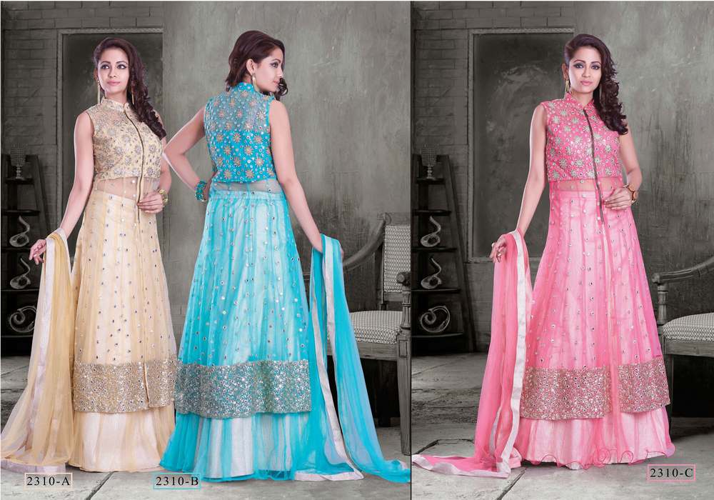 रेडीमेड सूट