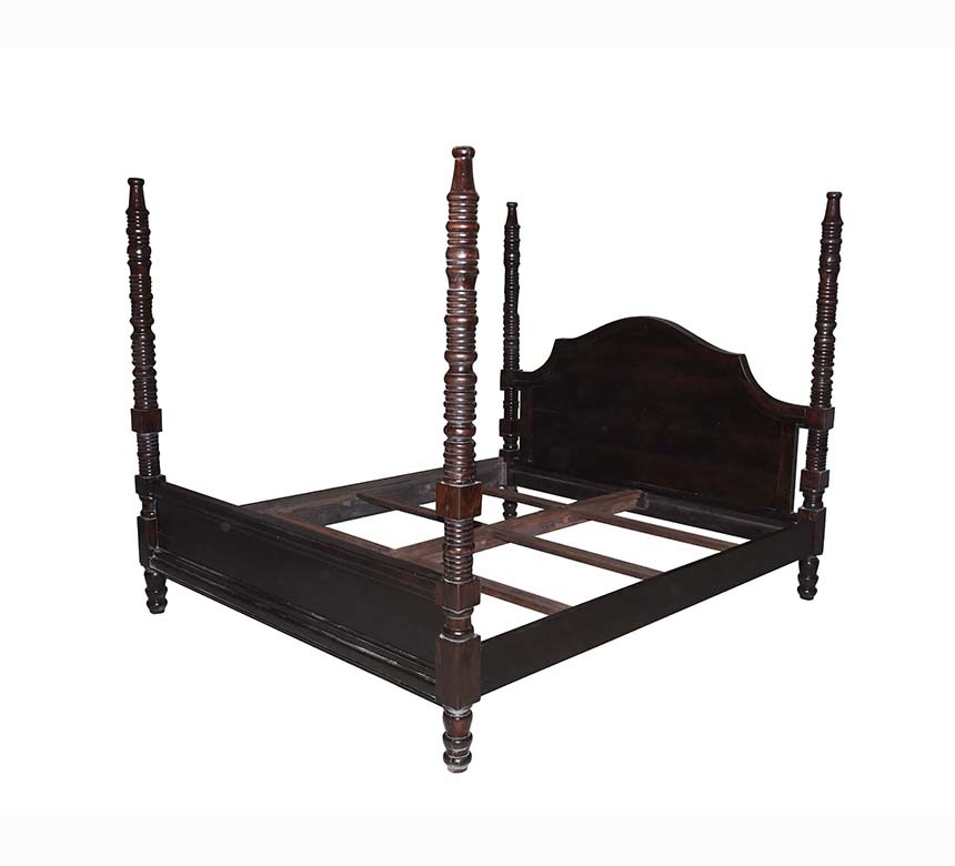 Wooden poster Bed