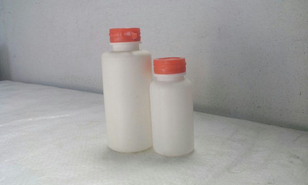 Plastic Paint Stainer Bottles