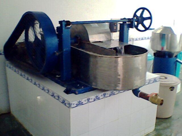 Hollander Beater Machine