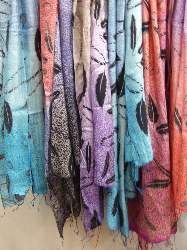 Modal Blend Lilen Feather Design 