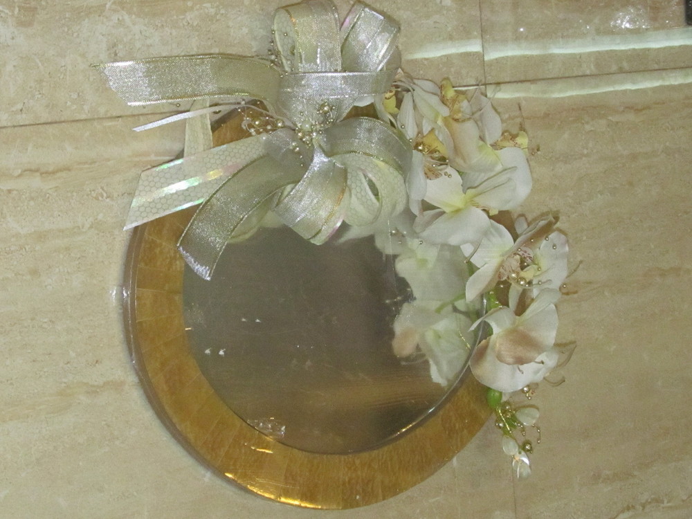 Gift Articles