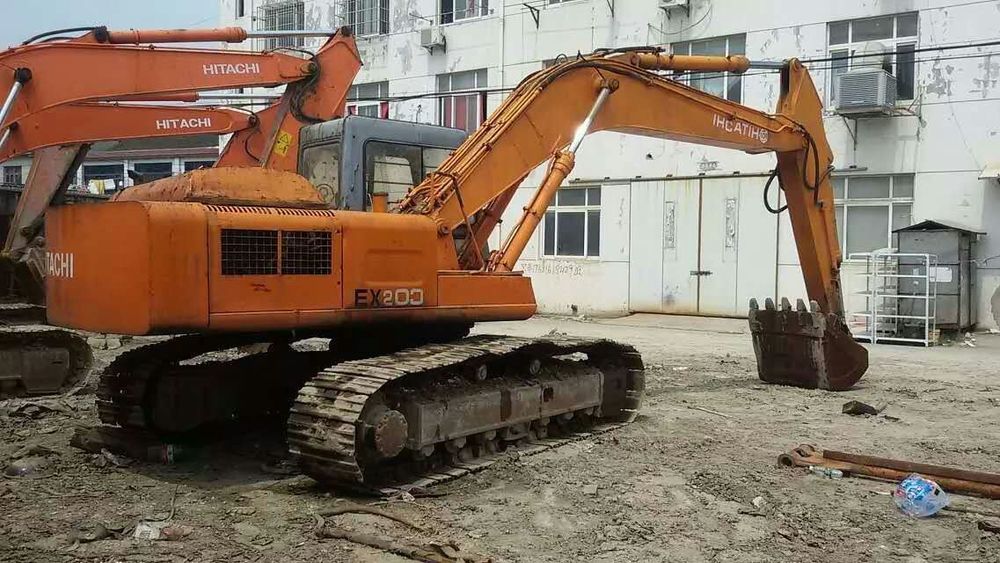 Hitachi Excavator EX200-1 - 1M3 Bucket, 6M Digging Depth, 20T Weight | Powerful Engine, Efficient Operation, Durable Design