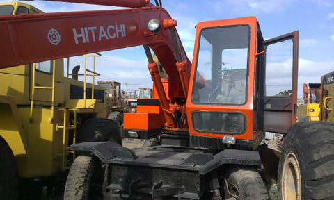 Hitachi Wheel Excavator WH03