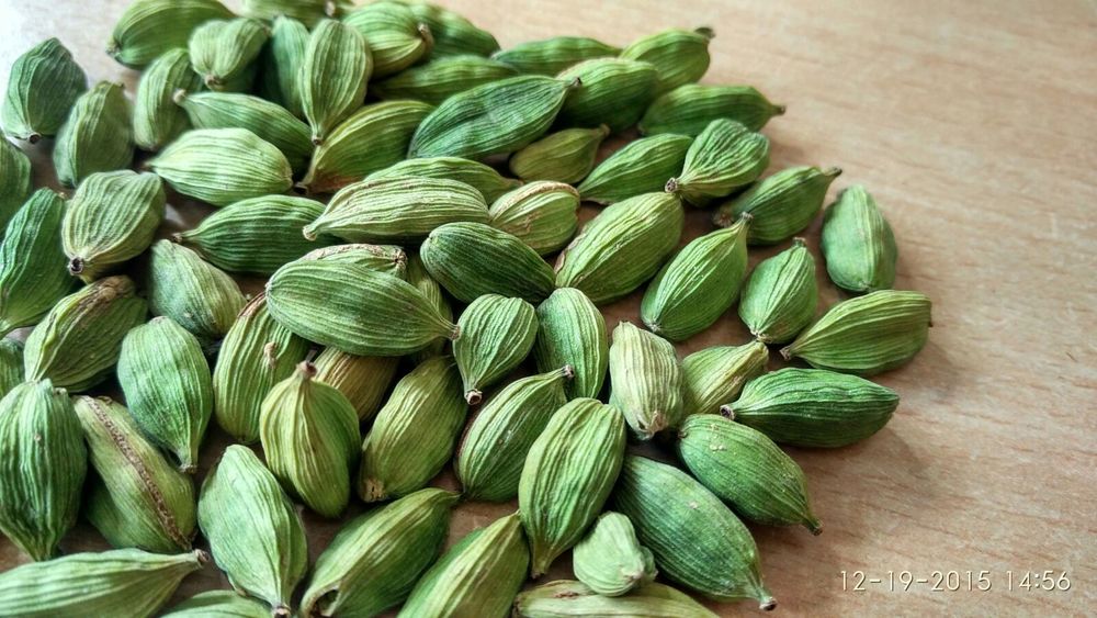GREEN CARDAMOM