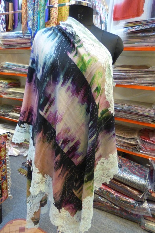 100% Pashmina Hand Woven printed French Lace Shawls 