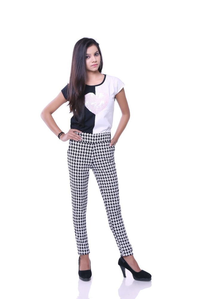 Womens Printed Jeggings