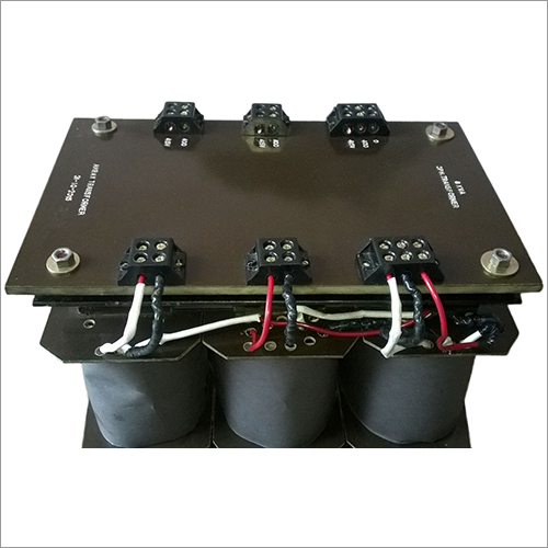 Three Phase Step Up Transformer Coil Material: Copper Core