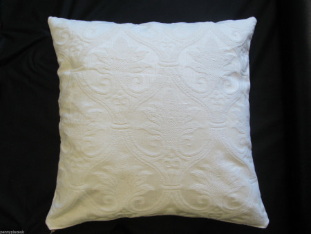 Embroidered Cushion Cover By DEVICO INTERNATIONAL