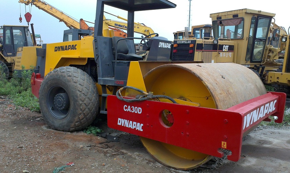 DYNAPAC CA30D CA25D Road Roller