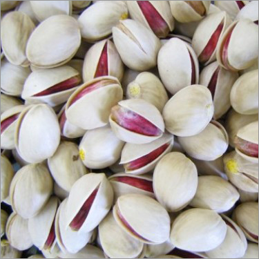 Fandoghi Pistachio Size: 28-30