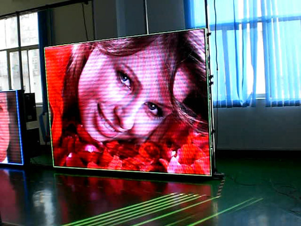 Outdoor LED Display - 500x500mm Cabinet, 1920x1080 Resolution | High Brightness, Wide Viewing Angle, Weatherproof, Energy Efficient