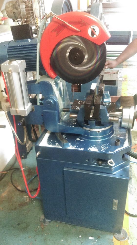 Semi Automatic Pipe Cutting Machine