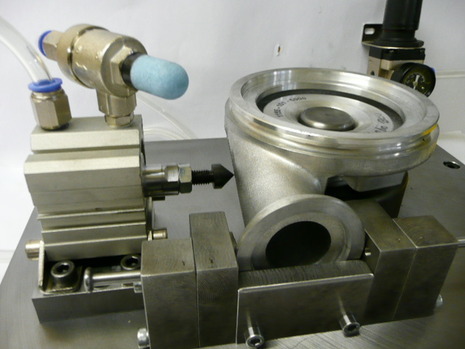 Core Handling Fixture