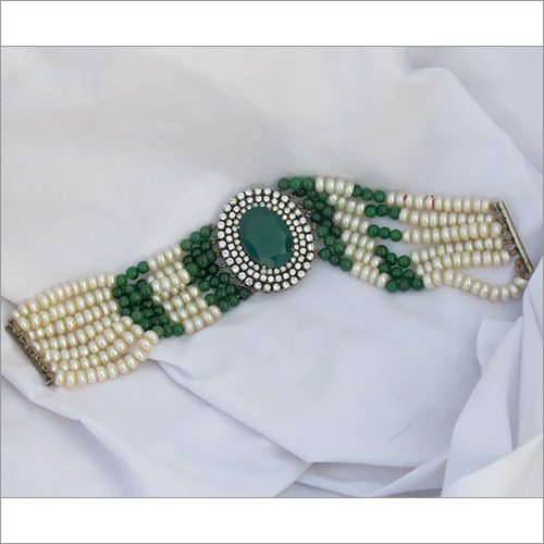 Emerald Pearl Necklace