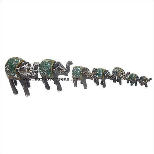 WJE 1037 Wooden Lac Elephants