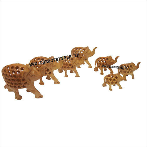 WJE-1019 Wooden Under cut Elephant Long  Set 7 pcs