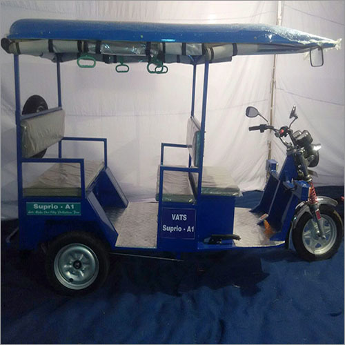 Battery Operated Electric Auto Rickshaw